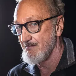 Robert Englund